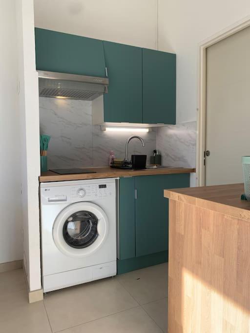Maisonnette Dans Belle Residence Saint-Vallier-de-Thiey Екстер'єр фото