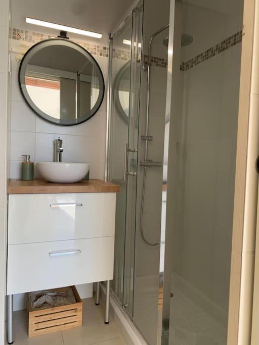 Maisonnette Dans Belle Residence Saint-Vallier-de-Thiey Екстер'єр фото